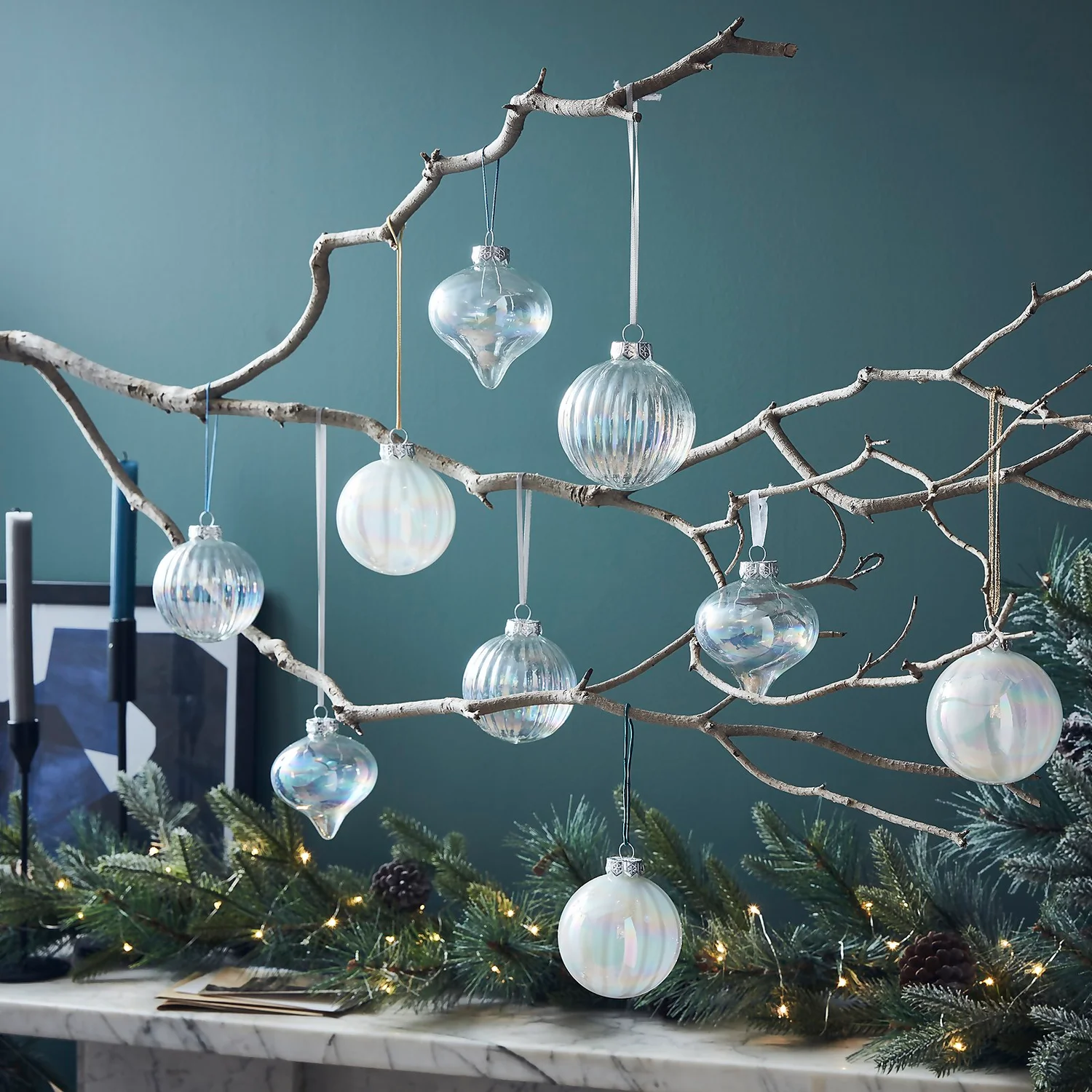 Lustre Glass Christmas Tree Baubles - 9 Pack 2 Lustre Glass Christmas Tree Baubles - 9 Pack - Image 2