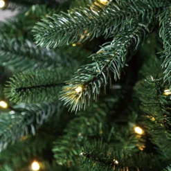 7ft Vienna Spruce Pre-lit Premium Christmas Tree -Yankee Candle Shop 12914804 3084884028995105