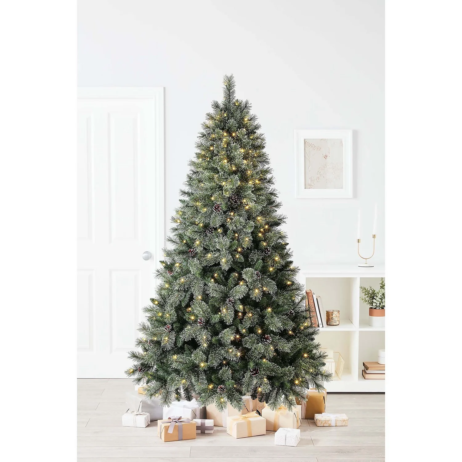 7ft Brecon Pine Pre-lit Premium Christmas Tree 2 7ft Brecon Pine Pre-lit Premium Christmas Tree - Image 2