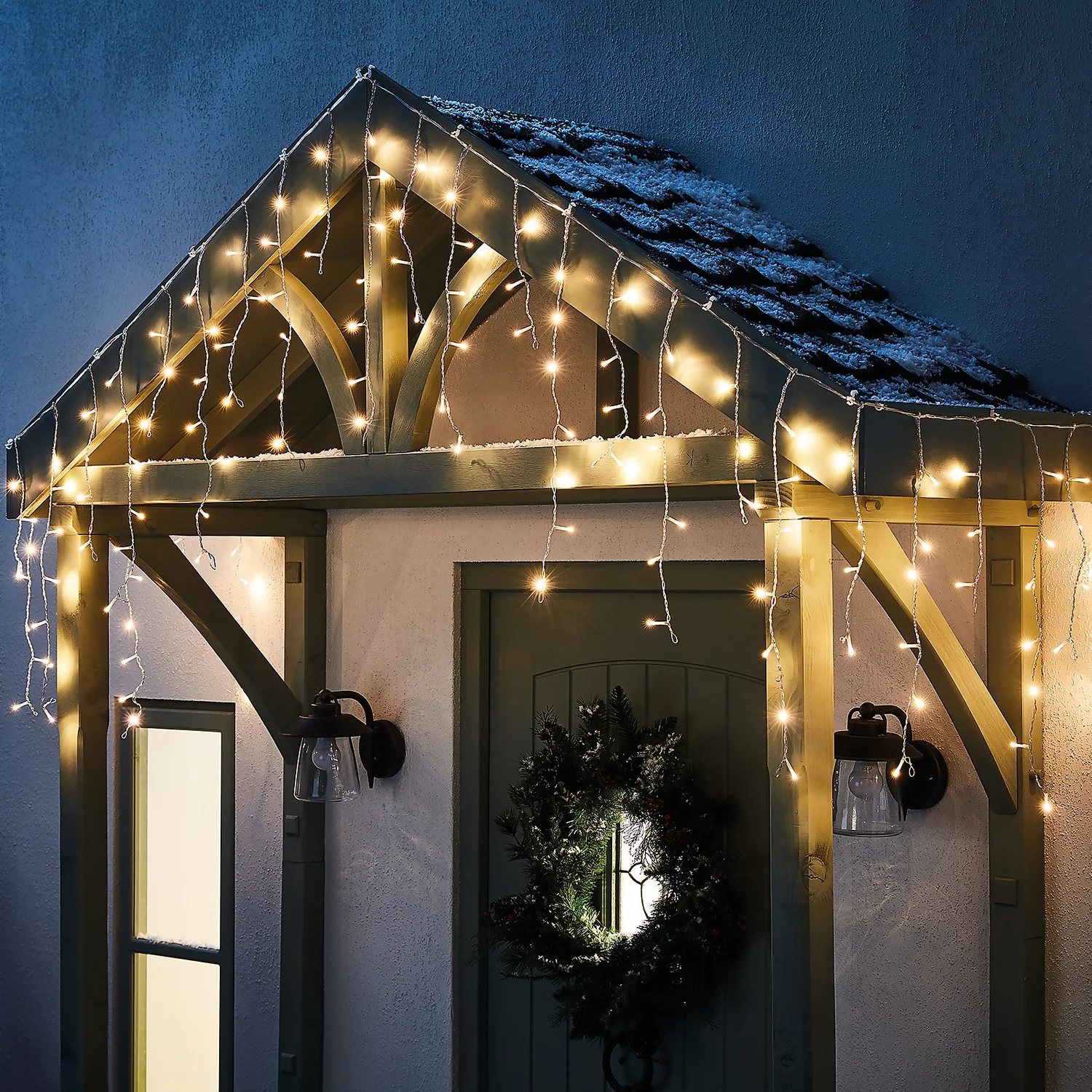 960 LED Timer Icicle String Christmas Lights - Warm White 2 960 LED Timer Icicle String Christmas Lights - Warm White - Image 2