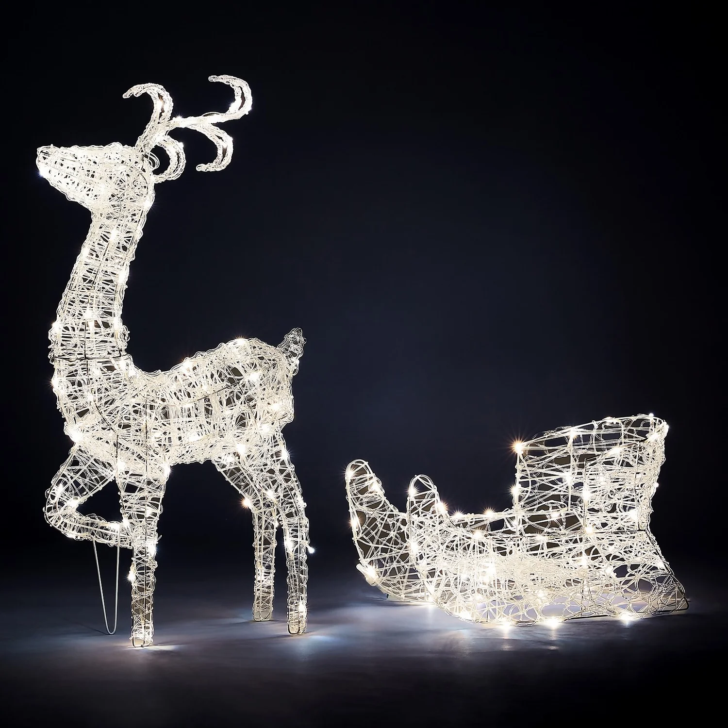 Acrylic 3D LED Reindeer & Sleigh 3-in-1 Outdoor Christmas Light - Warm & Cool White 5 Acrylic 3D LED Reindeer & Sleigh 3-in-1 Outdoor Christmas Light - Warm & Cool White - Image 5